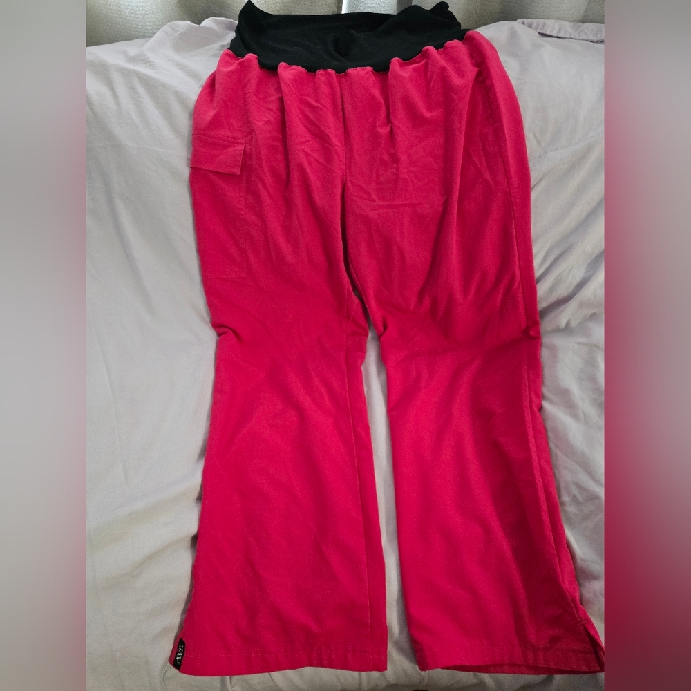 NEW - Scrub Pants - Size Lg